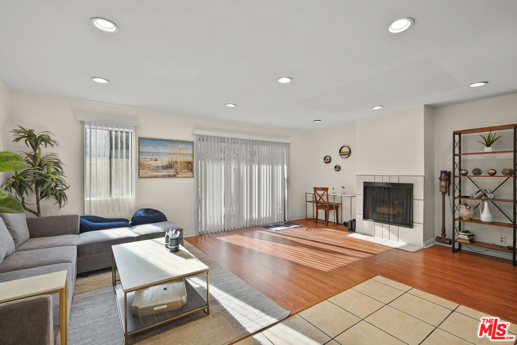 1185 Mohave Drive - Photo 0