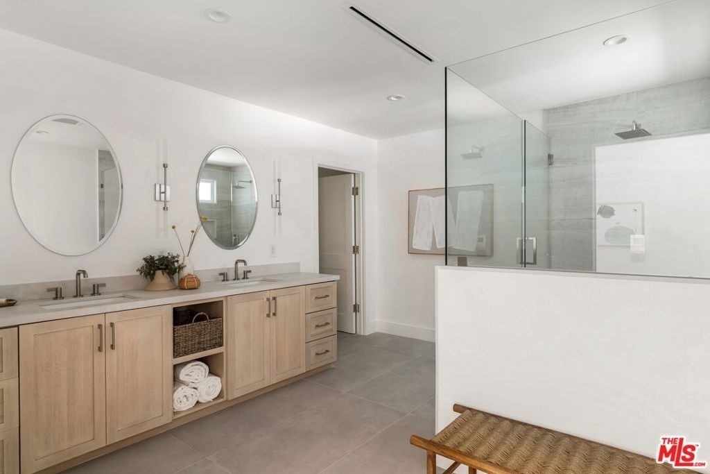 4405 Estrondo Drive - Photo 36