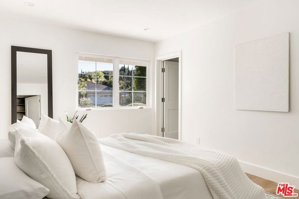 4405 Estrondo Drive - Photo 29