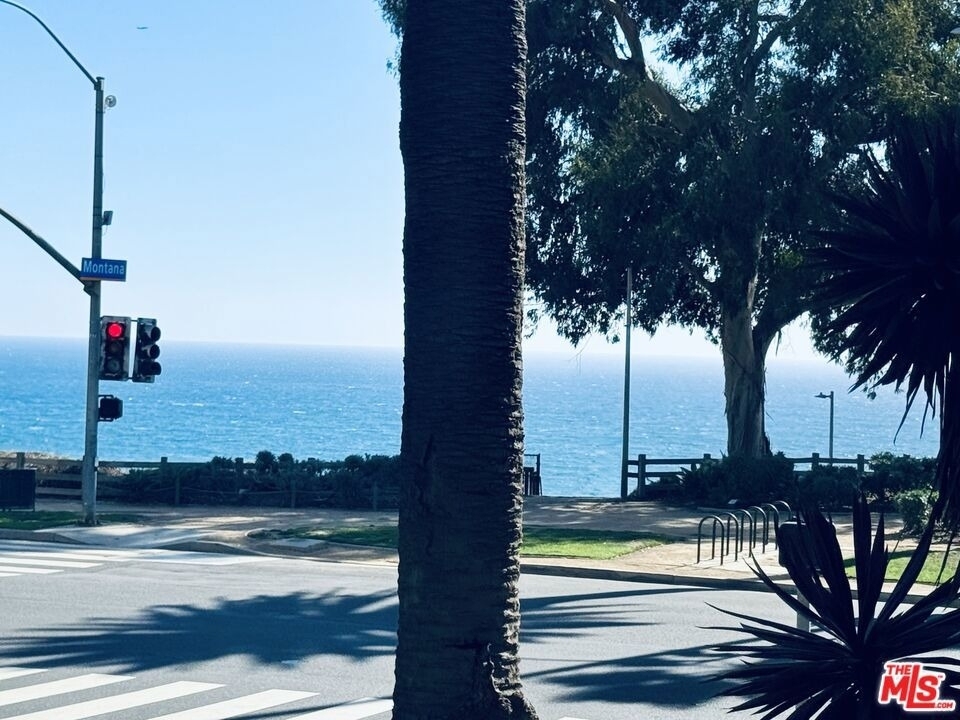 757 Ocean Avenue - Photo 19