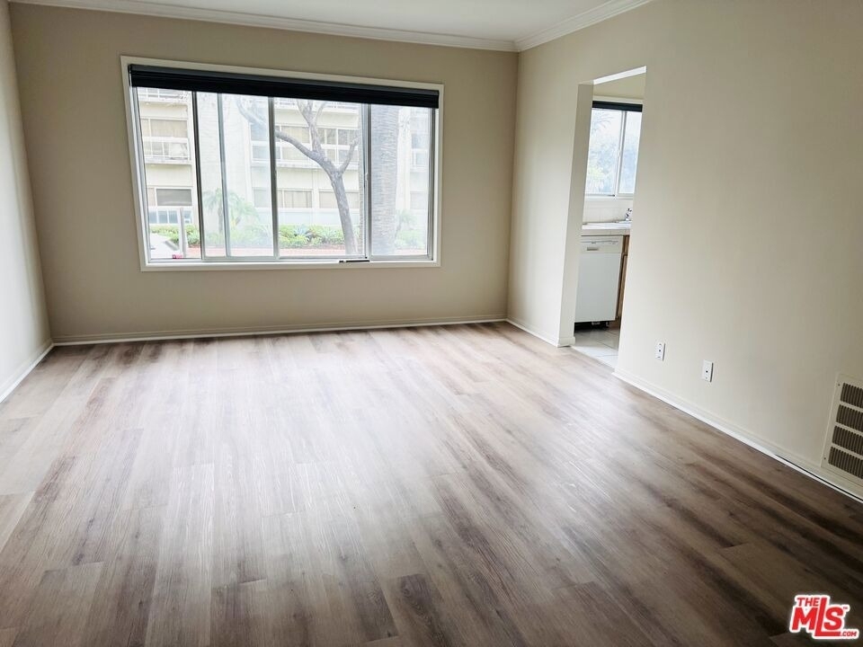 757 Ocean Avenue - Photo 16