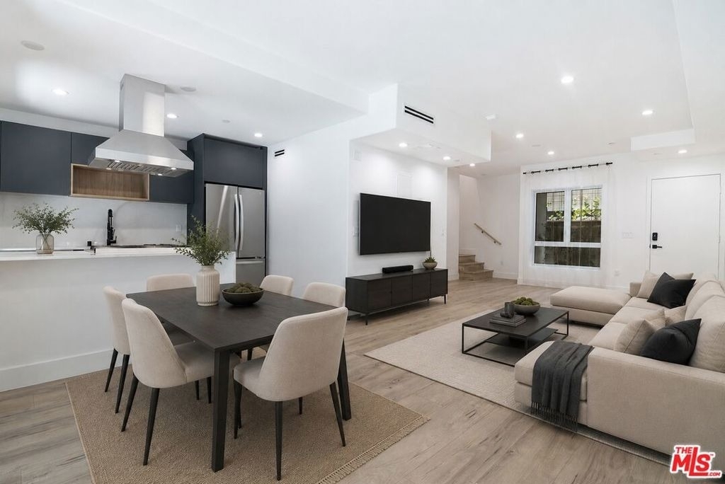 1236 N Fairfax Avenue - Photo 8