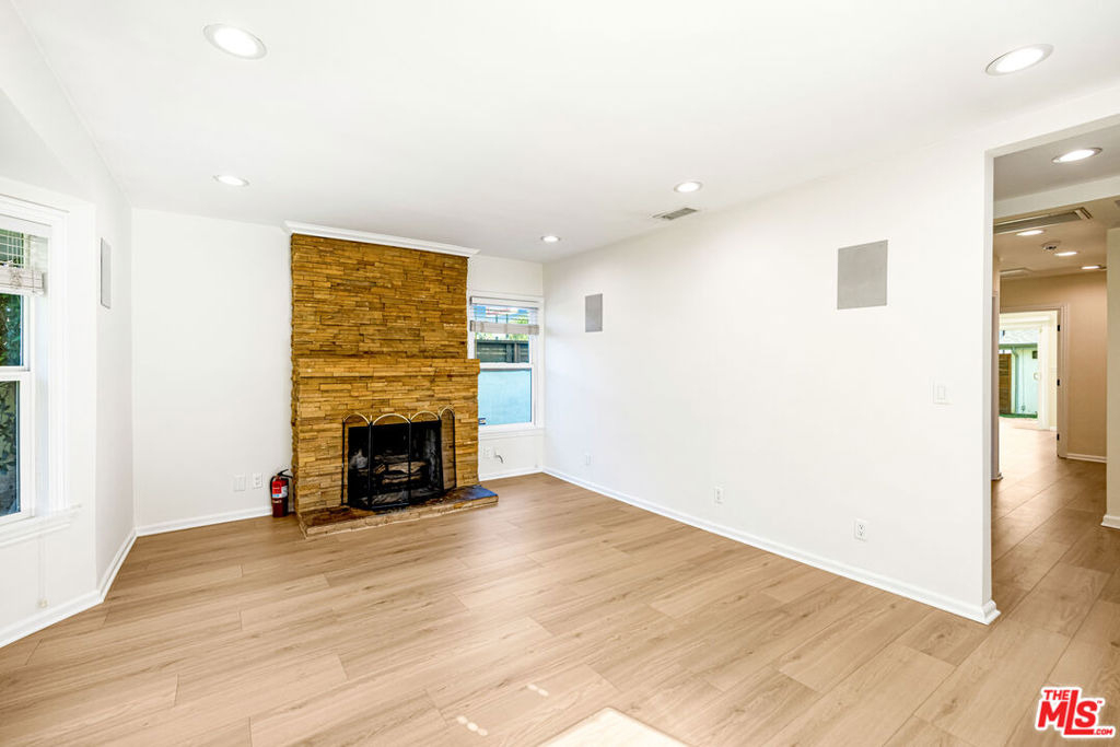 14516 Otsego Street - Photo 16