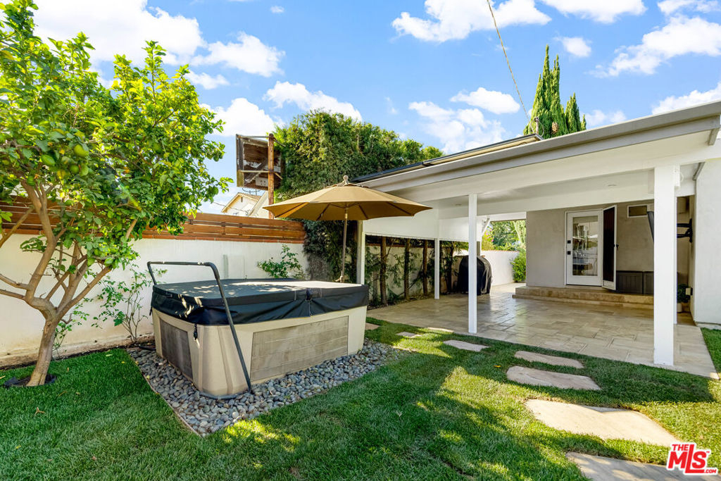 14516 Otsego Street - Photo 3