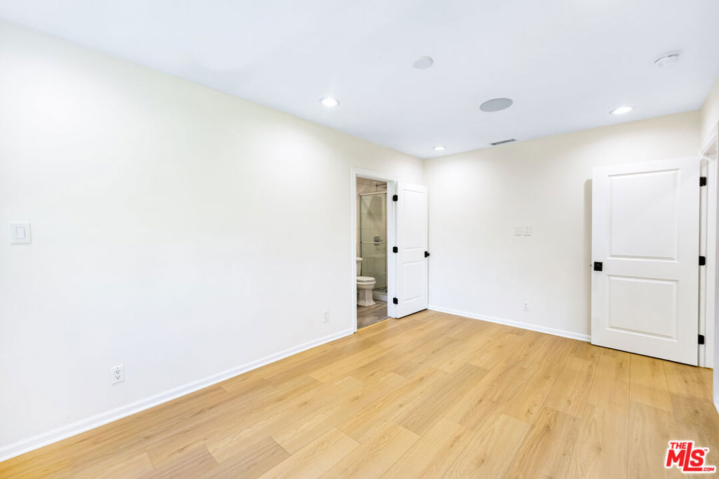 14516 Otsego Street - Photo 44
