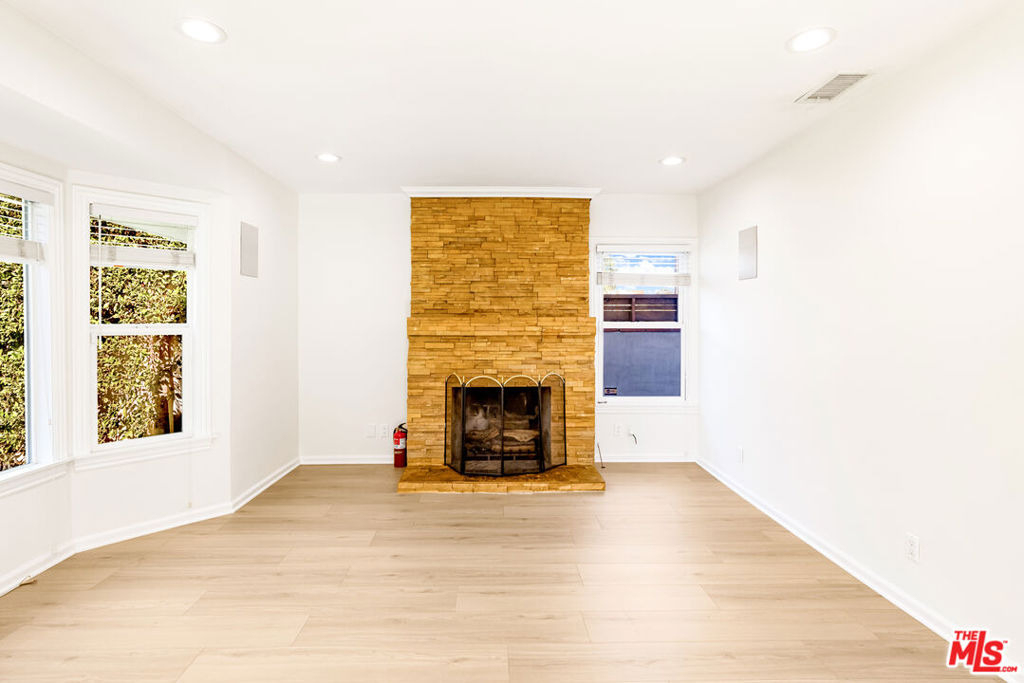 14516 Otsego Street - Photo 9