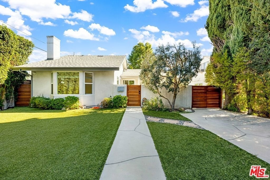 14516 Otsego Street - Photo 4