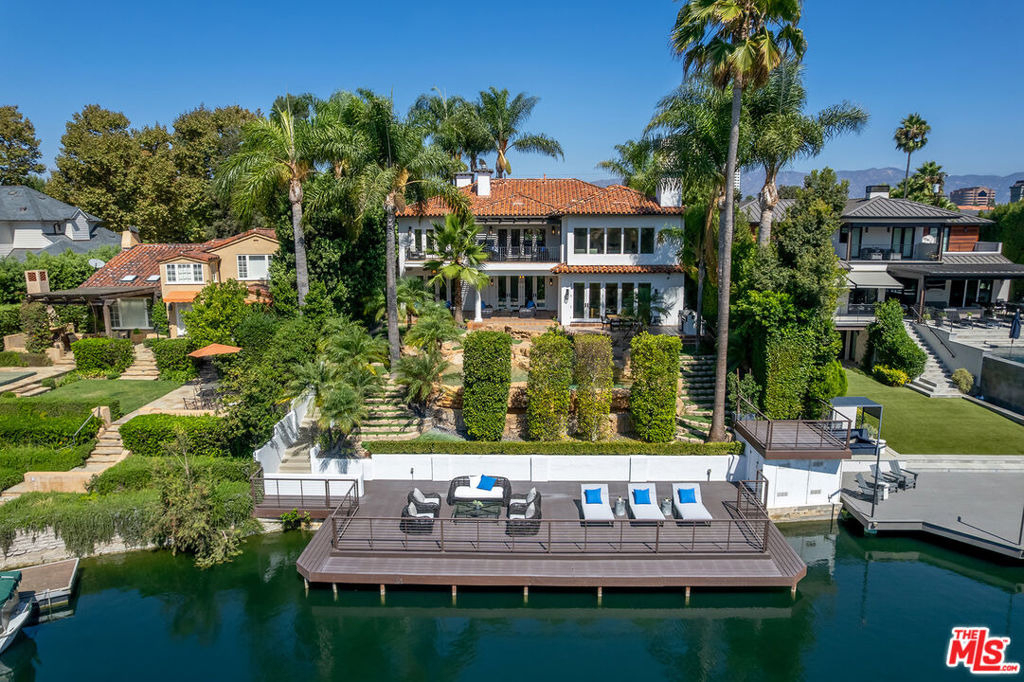 9928 Toluca Lake Avenue - Photo 37