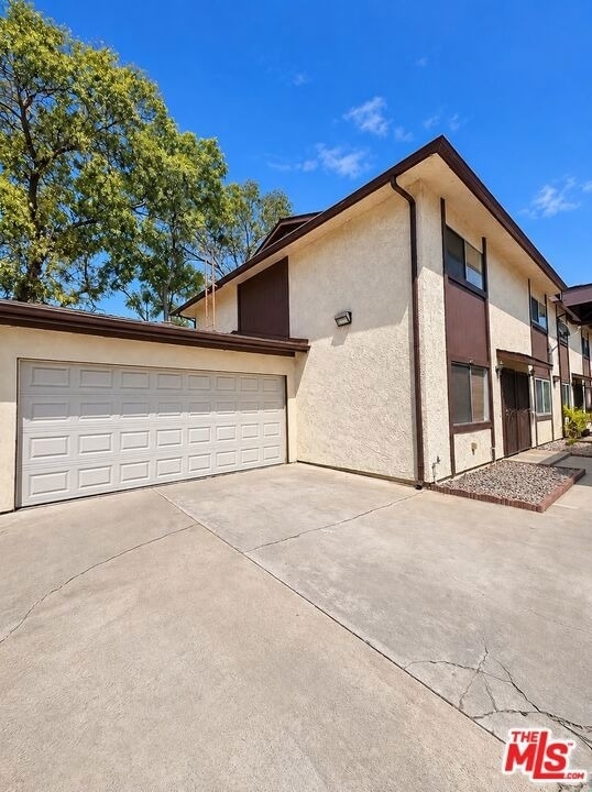 11735 Valley View Avenue - Photo 18