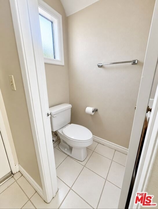 11735 Valley View Avenue - Photo 8