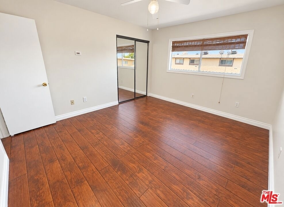 11735 Valley View Avenue - Photo 12