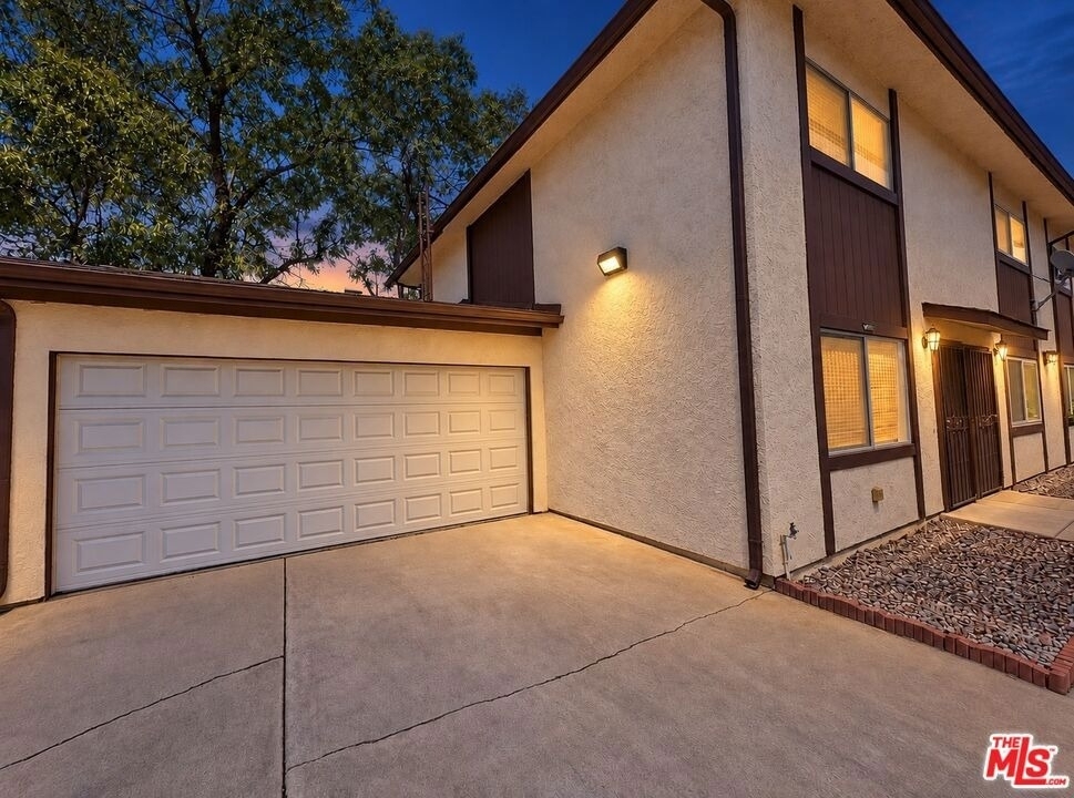 11735 Valley View Avenue - Photo 22
