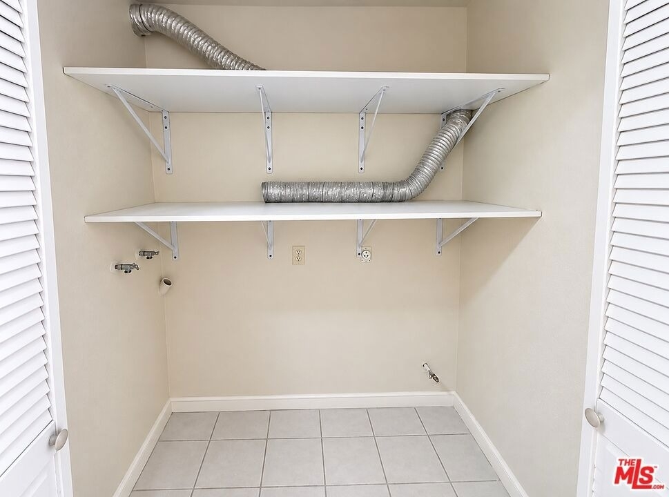 11735 Valley View Avenue - Photo 7