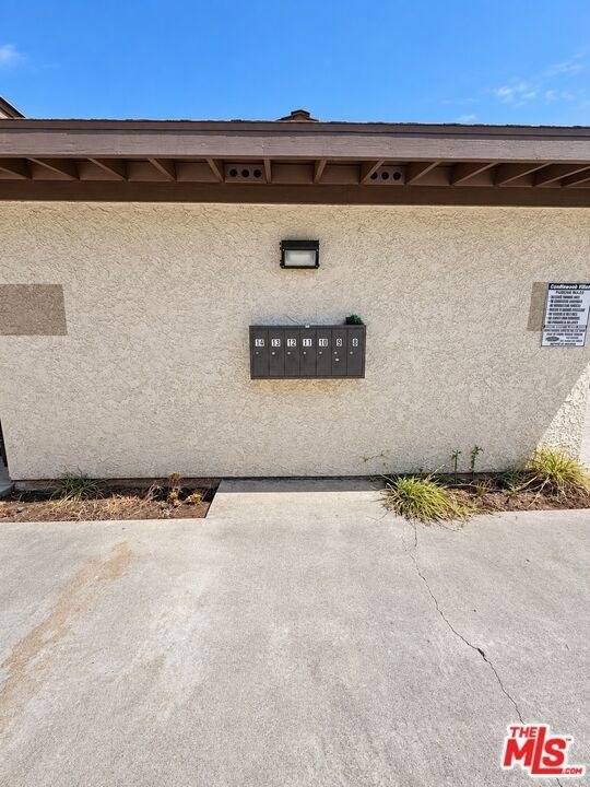 11735 Valley View Avenue - Photo 21