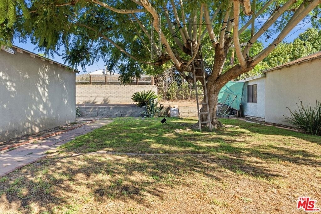 6651 W 88th Street - Photo 22