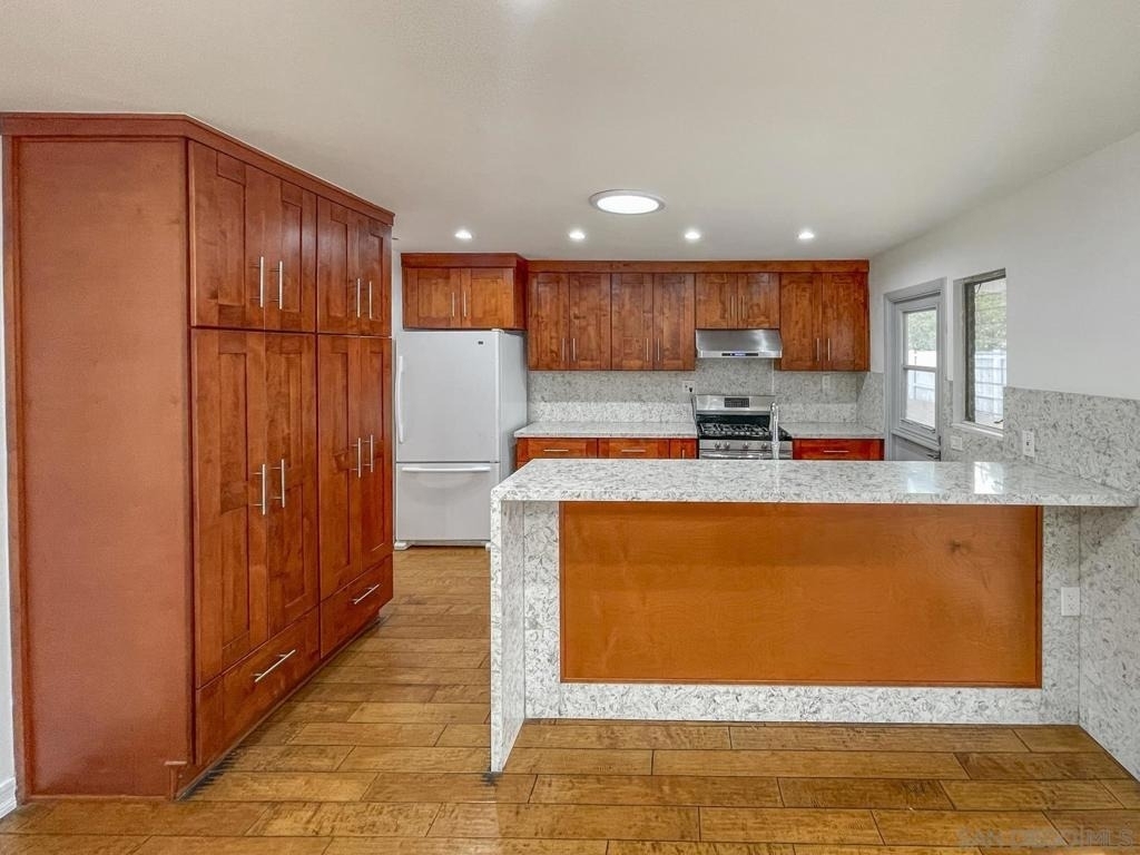 902 Taft Ave - Photo 8