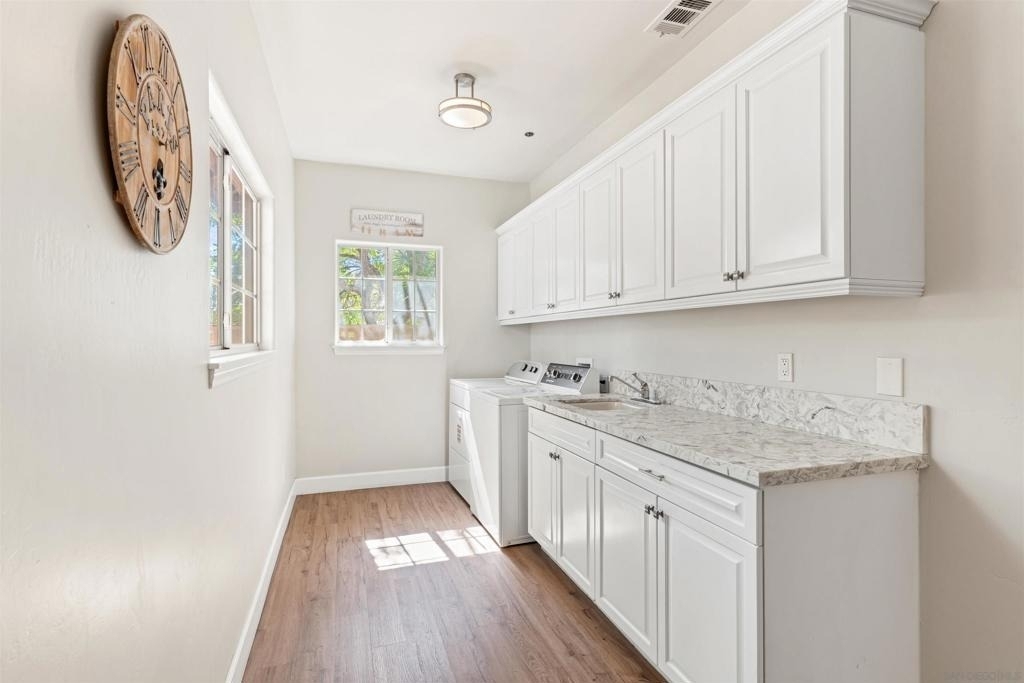 1696 Gil Way - Photo 38