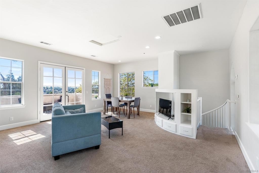 1696 Gil Way - Photo 30