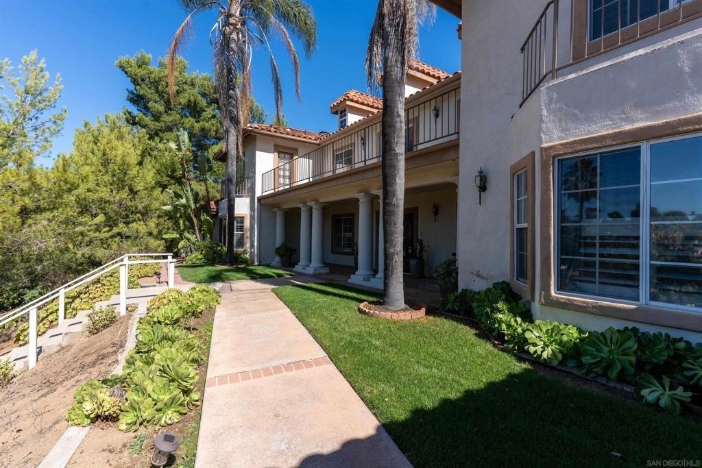 1696 Gil Way - Photo 1