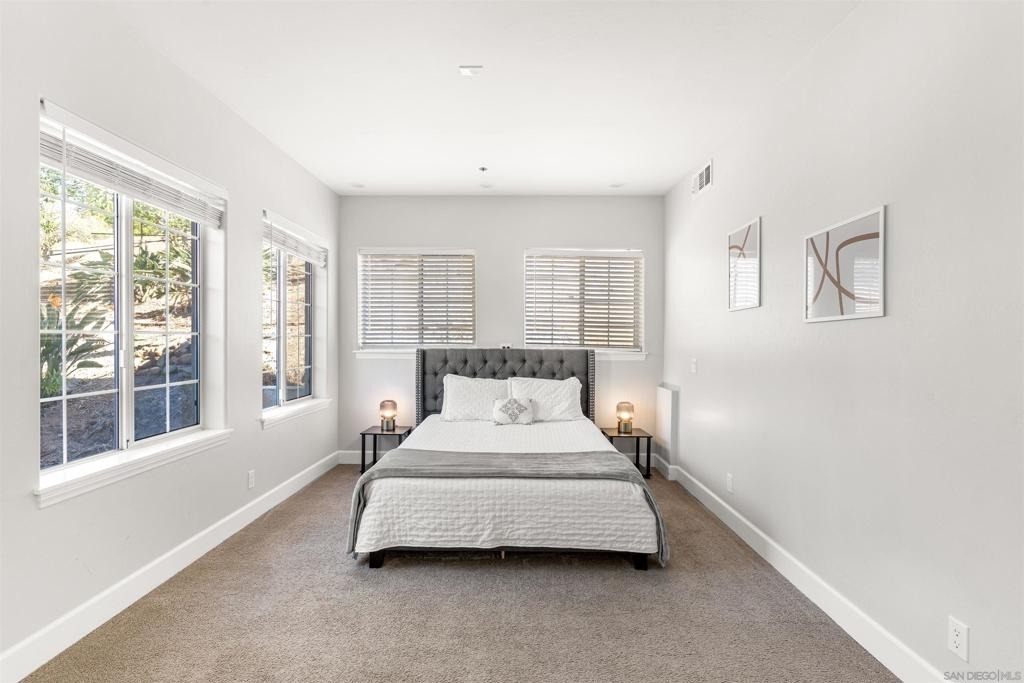 1696 Gil Way - Photo 31