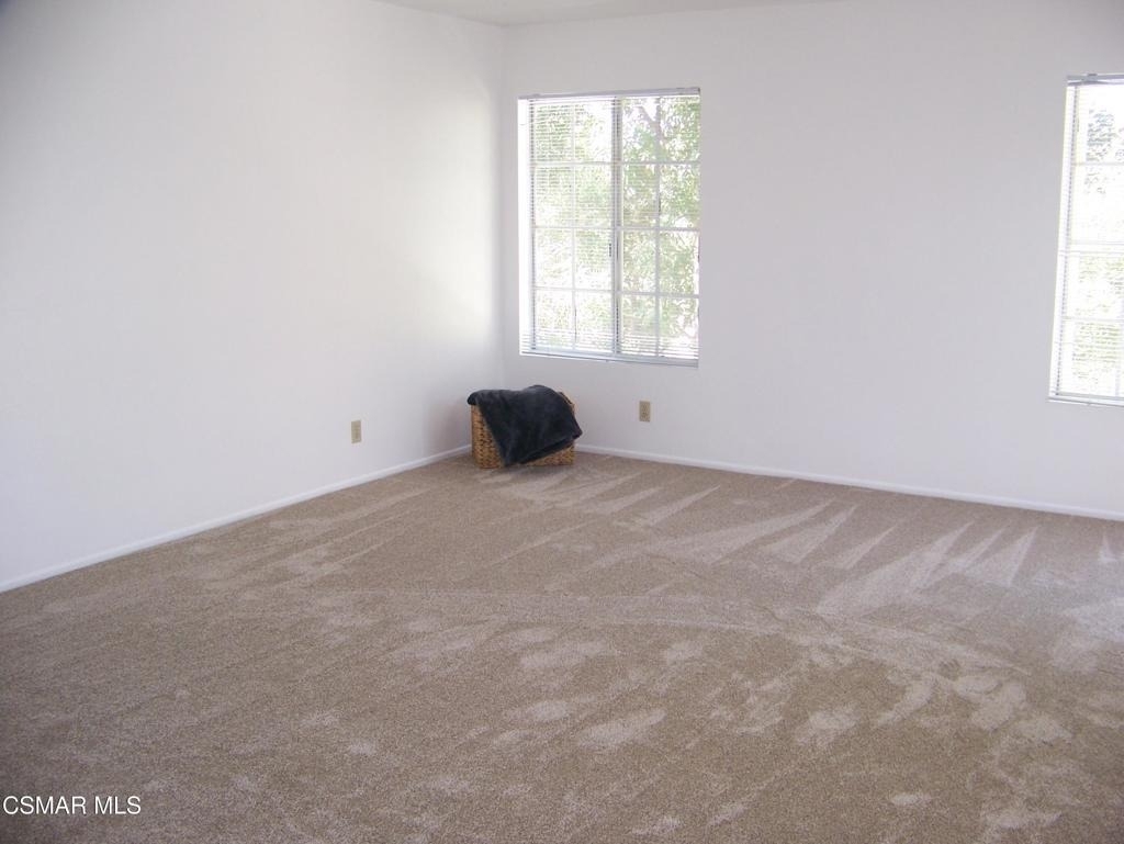 31005 Lexington Way - Photo 16