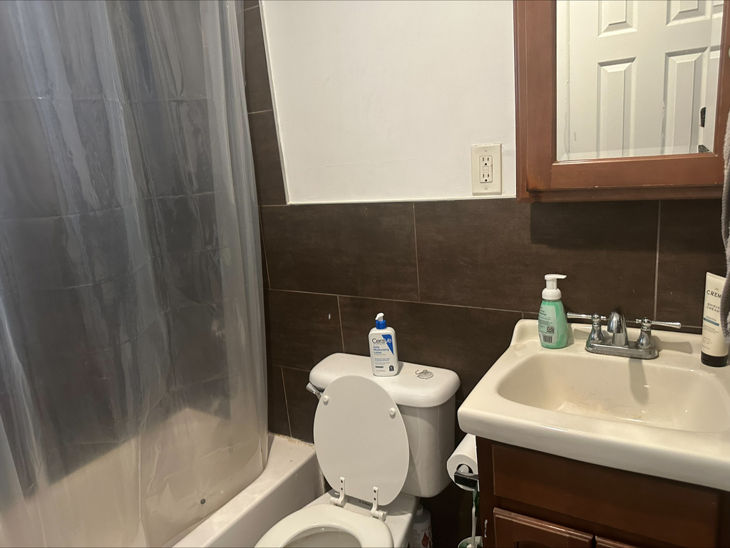 240 East 4th Street - Photo 4
