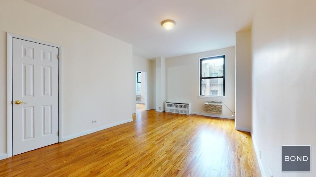 East 91st Street - Photo 0