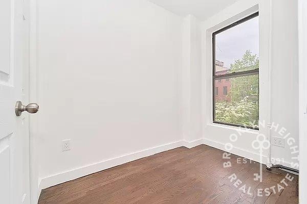 756 Union Street - Photo 3