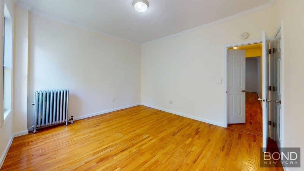 West 171st Street - Photo 9