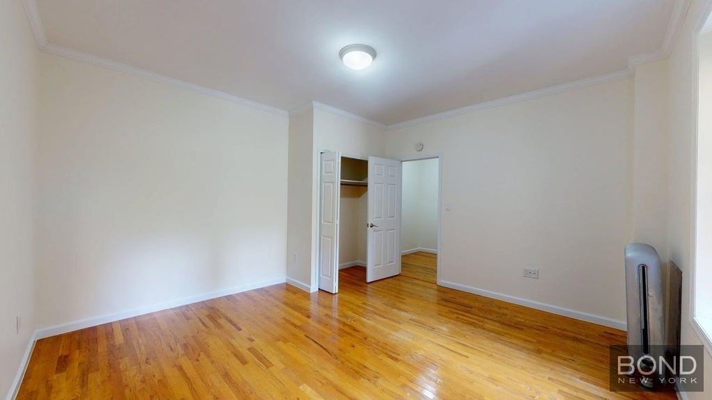West 171st Street - Photo 3
