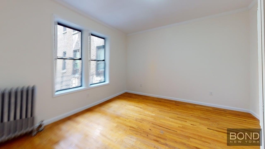 West 171st Street - Photo 10