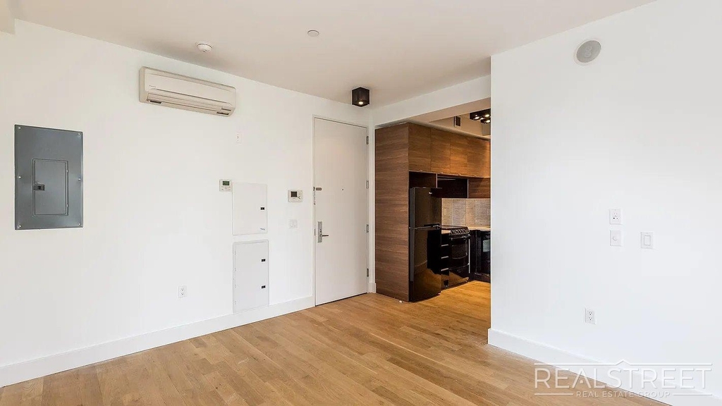 74 Maujer Street - Photo 4