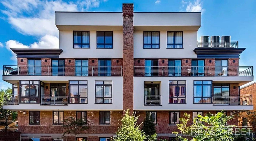 185 Leonard Street - Photo 15