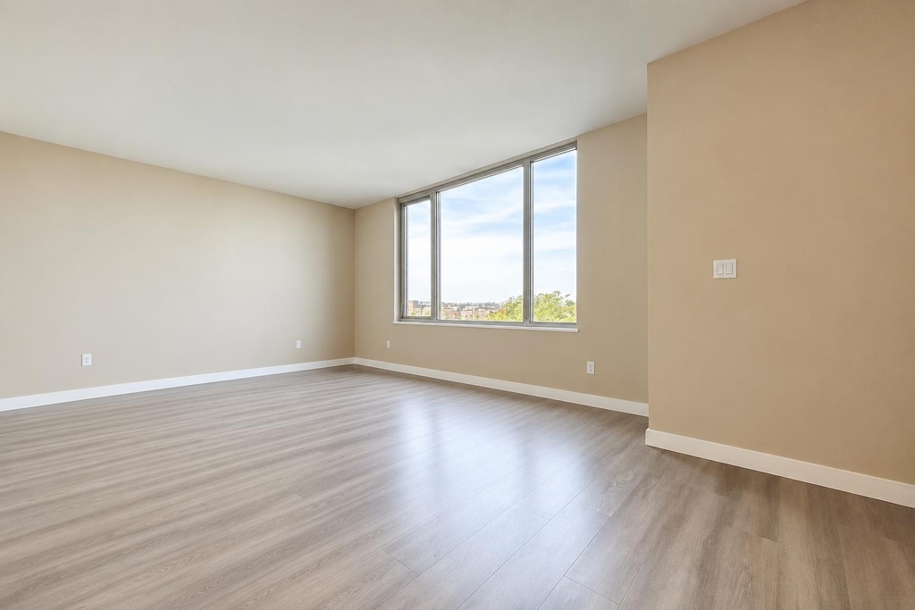 1524 Sheepshead Bay Road - Photo 1