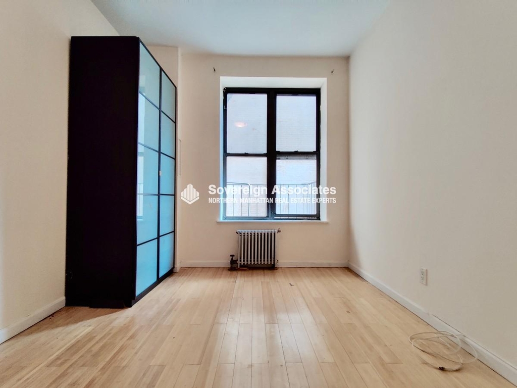 676 Riverside Drive - Photo 7