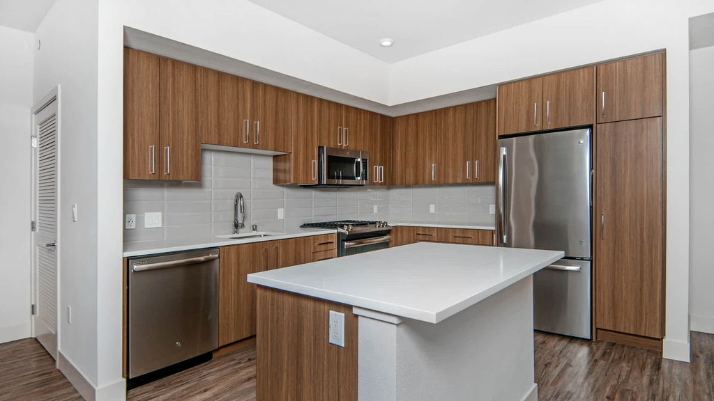 1355 El Camino Real - Photo 7