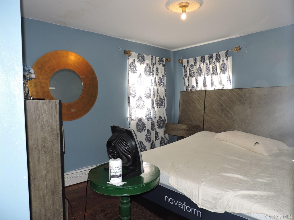 18 Leach Street - Photo 8