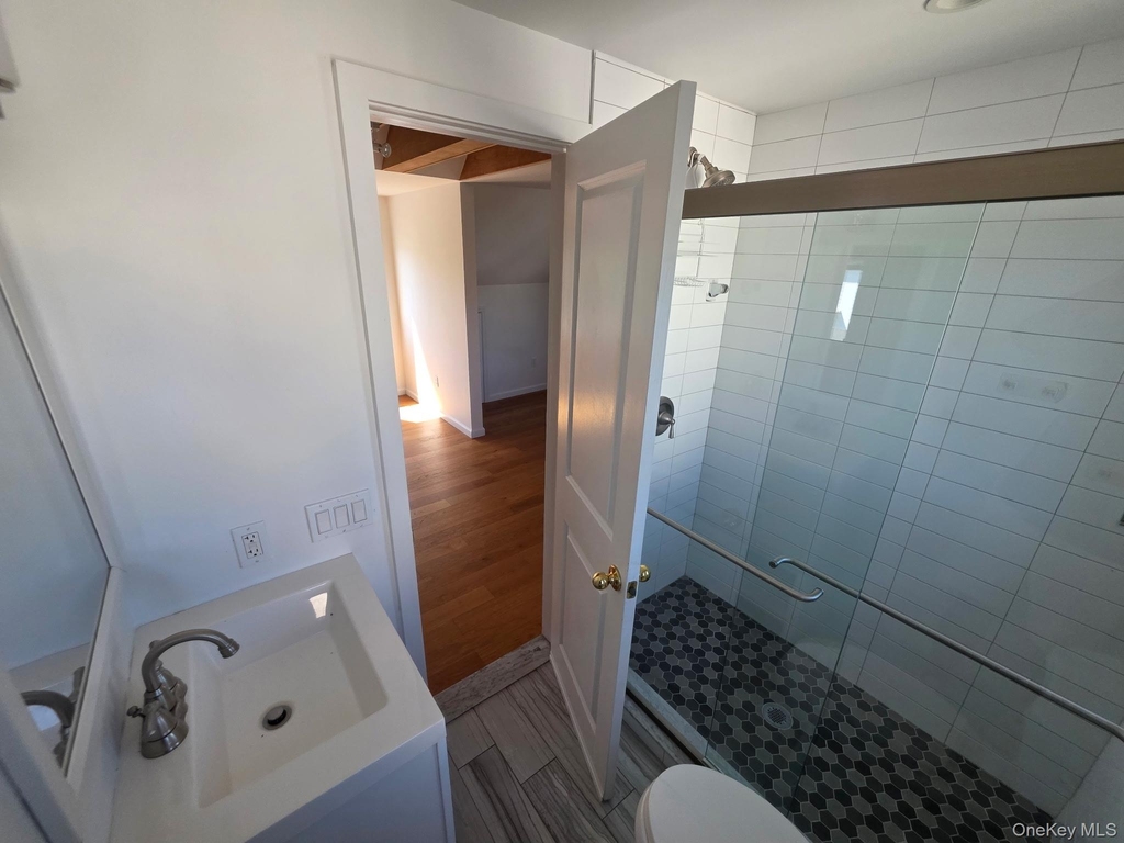 109 Fourth Avenue - Photo 12