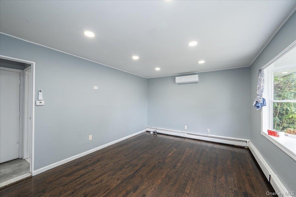 54 Ketcham Avenue - Photo 2