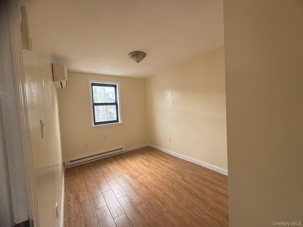 18-19 College Point Boulevard - Photo 6