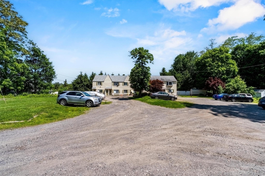 1860 E Main Street - Photo 1