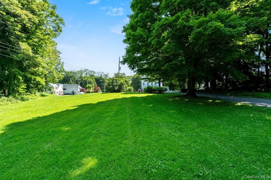 1860 E Main Street - Photo 10