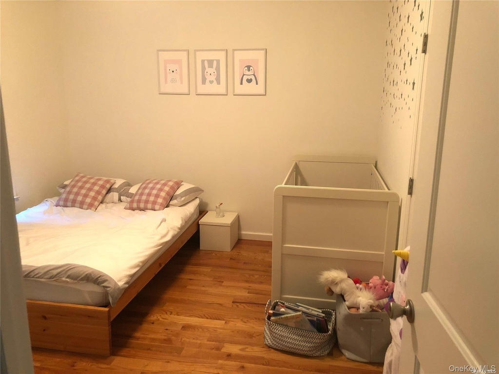 9 Mohegan Avenue - Photo 6