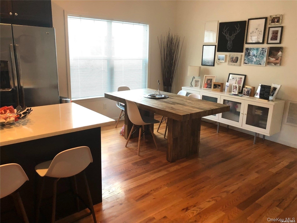9 Mohegan Avenue - Photo 3