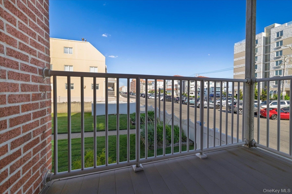 475 W Broadway - Photo 1