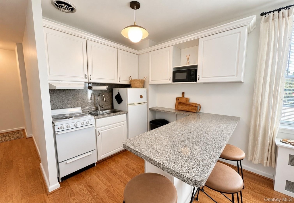 855 E Broadway - Photo 7