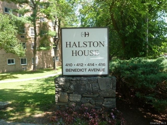 416 Benedict Avenue - Photo 1