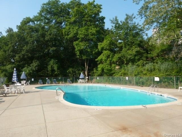 416 Benedict Avenue - Photo 11
