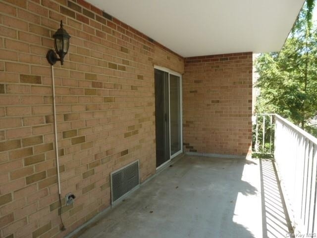 416 Benedict Avenue - Photo 9