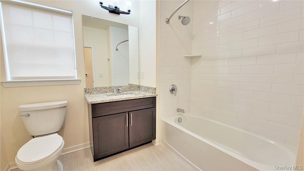 260 W Main Street - Photo 4